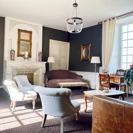 Le Chateau De La Roque Hebecrevon