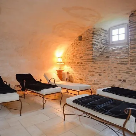 Konukevi Le Chateau De La Roque