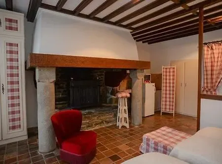 Konukevi Le Chateau De La Roque