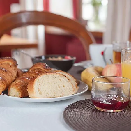 Gasthuis Le Chateau De La Roque