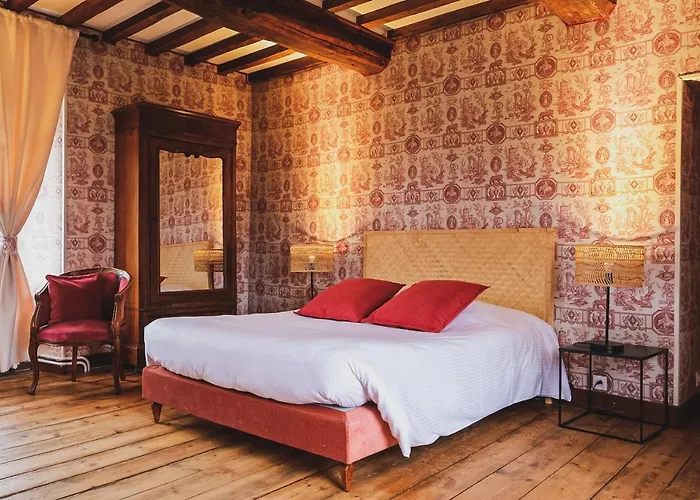 Le Chateau De La Roque Pensión