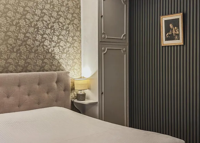 Le Chateau De La Roque Pensión 3*