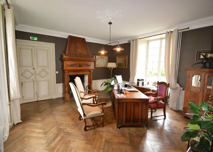 Le Chateau De La Roque Pensión 3*