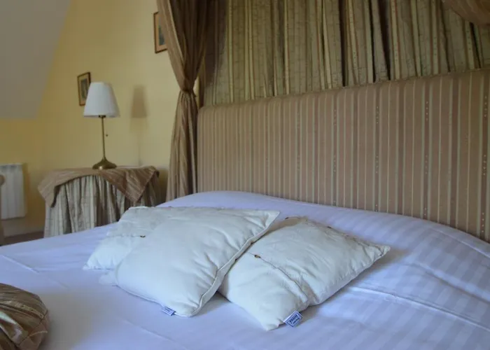 Le Chateau De La Roque 3* Hebecrevon