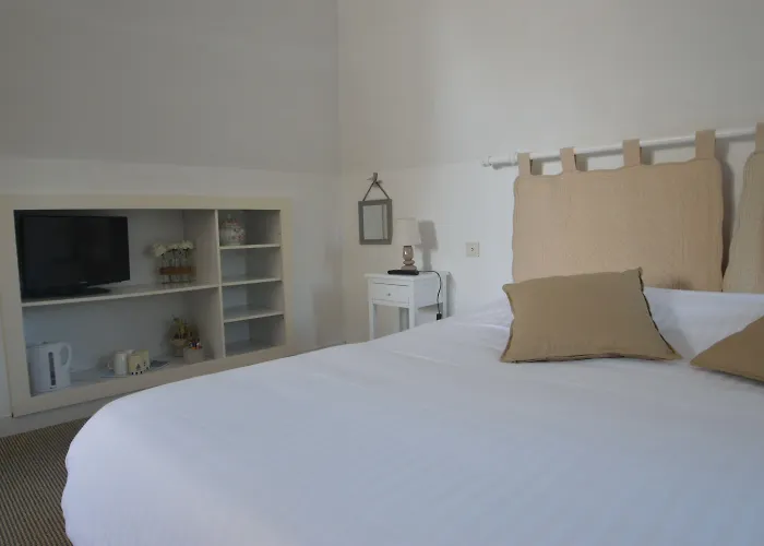 Pensión Le Chateau De La Roque