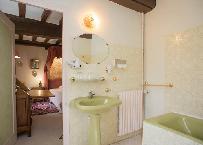 Le Chateau De La Roque 3*