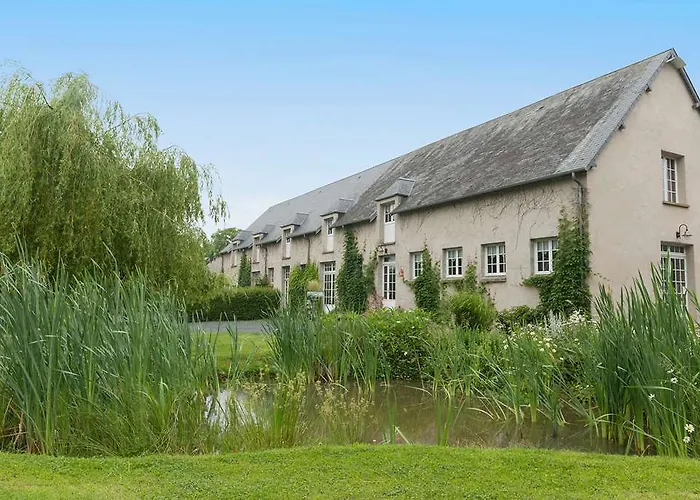 Le Chateau De La Roque 3*